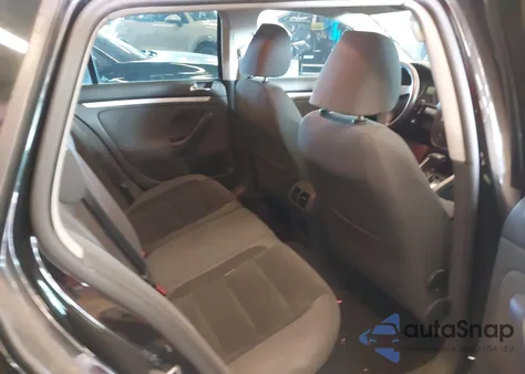 2009 Volkswagen Jetta 2.5L S z USA, uszkodzony, nr VIN 3VWKM71K19M308548